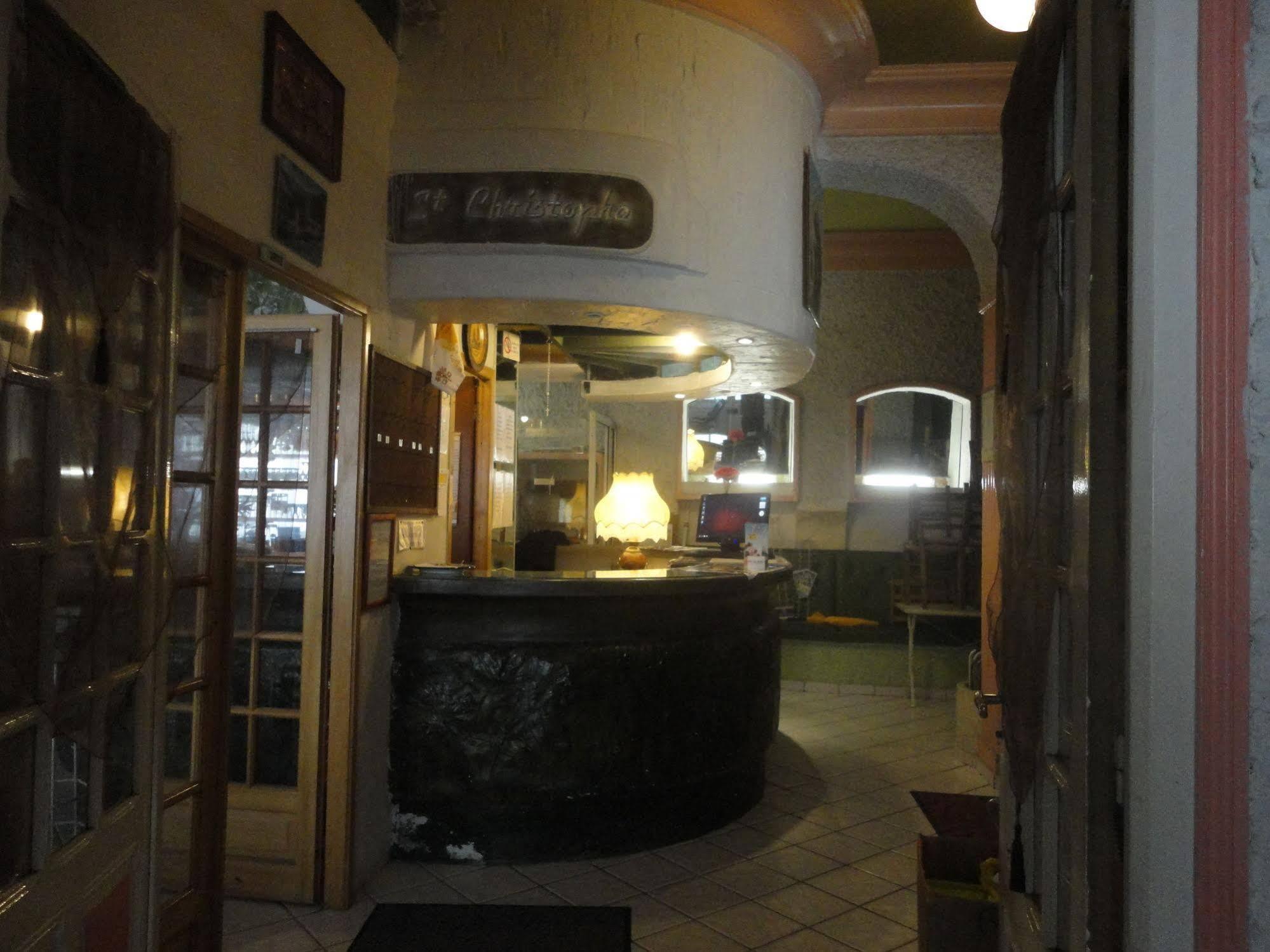 Hôtel-Restaurant Le Saint Christophe Lourdes Exterior foto